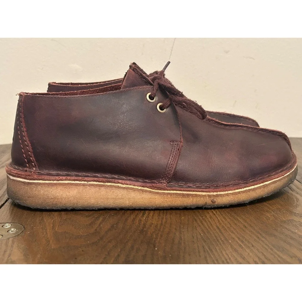 Clark's Original Desert Trek shoes Men 9 Brown Leather lace up Crepe Sole